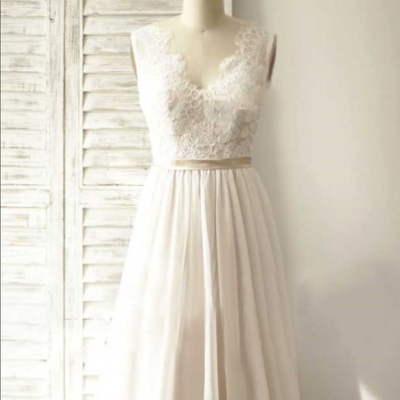 Dresses & Skirts - Wedding Dress